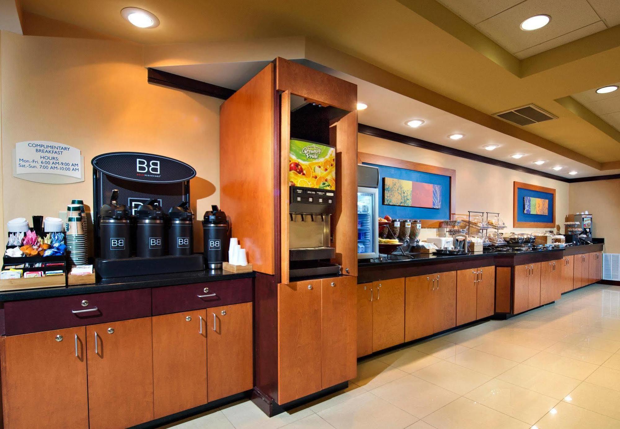 Fairfield Inn & Suites By Marriott Charleston Airport/Convention Center North Charleston Ngoại thất bức ảnh